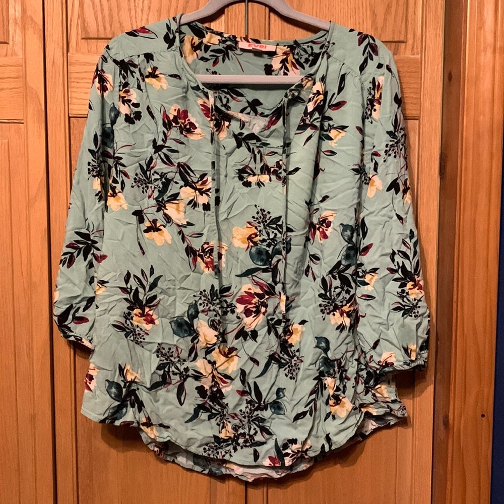 Evri Floral Top